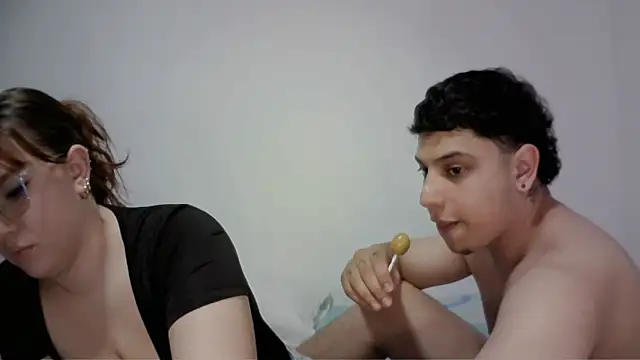 kandy couple1 online show from 03/22/26, 05:38