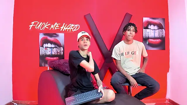 GREEN BOYS online show from 02/15/26, 07:27