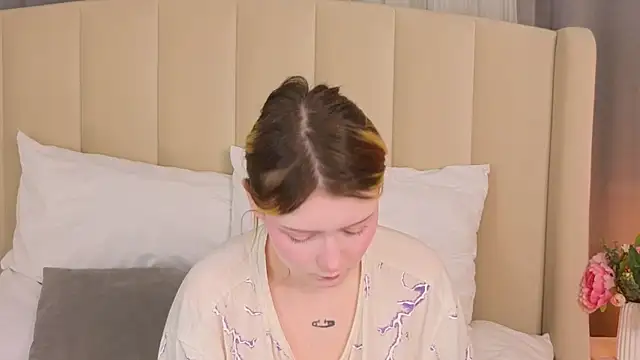 AlyssFrost online show from 06/03/26, 02:47