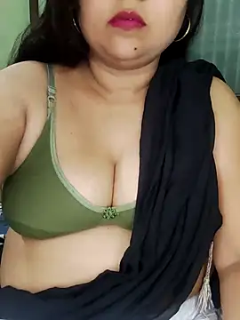 Snapshot of Fit_Girl55 chatting on 04/15/26, 07:21 Fit Girl55 online show from 04/15/26, 07:21
