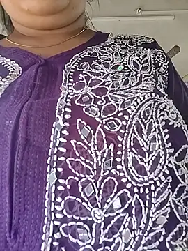 Snapshot of taniya0 chatting on 07/09/26, 04:38 taniya0 online show from 07/09/26, 04:38