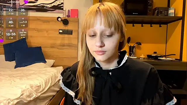 TriciaHartery online show from 03/07/26, 03:09