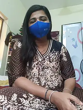 Snapshot of Tamil_Luckly_girl chatting on 05/04/26, 06:42 Tamil Luckly girl online show from 05/04/26, 06:42