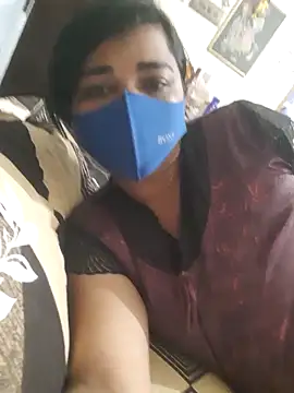 Snapshot of Tamil_Luckly_girl chatting on 05/18/26, 12:18 Tamil Luckly girl online show from 05/18/26, 12:18