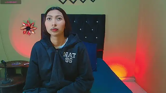 angeldreams15  online show from 04/15/26, 07:21