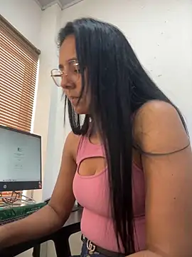 Yirleyll online show from 03/03/26, 03:07