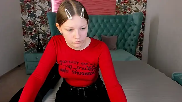 LauraBev online show from 02/21/26, 02:29