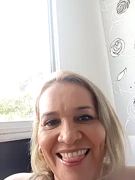 charlotte milf30 online show from 02/28/26, 07:04