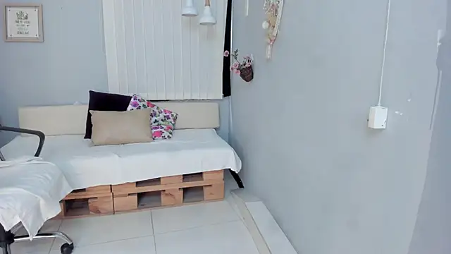 Amber Novoa online show from 03/05/26, 12:34