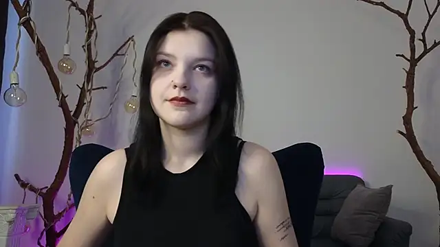 DeliaEffy online show from 02/27/26, 01:22