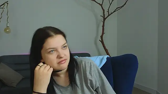 DeliaEffy online show from 03/25/26, 01:06