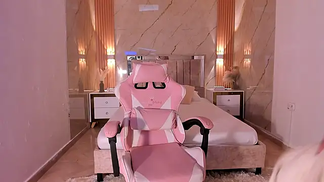 your whore Salome online show from 03/04/26, 06:47