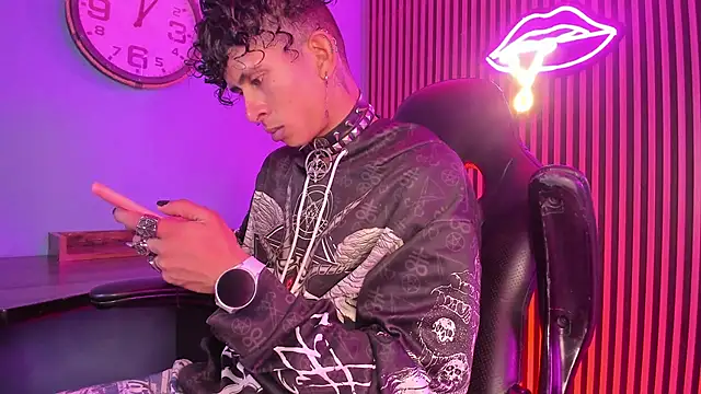 Maximoking26 online show from 03/02/26, 03:52