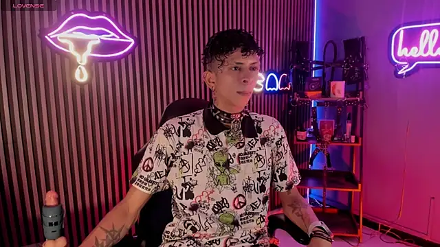 Maximoking26 online show from 04/10/26, 11:53