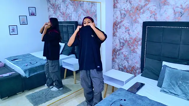 Snapshot of Raven_Gloomy chatting on 03/02/26, 12:23 Raven Gloomy online show from 03/02/26, 12:23