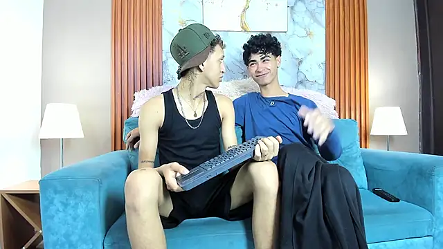 BOYS PLAY online show from 04/17/26, 01:19