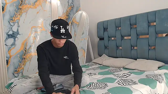 GOLD BOYS online show from 04/24/26, 01:24