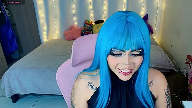 maliciaXpoison online show from 05/27/26, 02:41