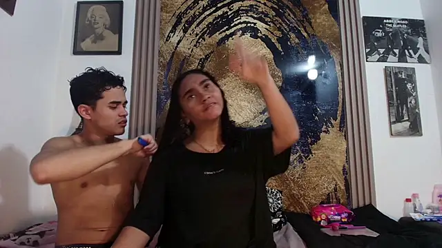 raven robin  online show from 04/19/26, 03:17