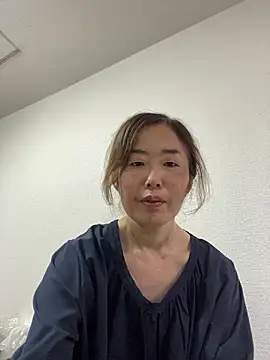 Snapshot of hanaworld chatting on 04/22/26, 10:22 hanaworld online show from 04/22/26, 10:22
