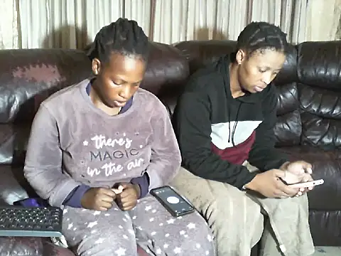 Sky-Diamond online show from 03/24/26, 06:18