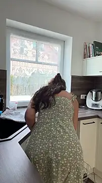 Dance Lady online show from 04/18/26, 11:47