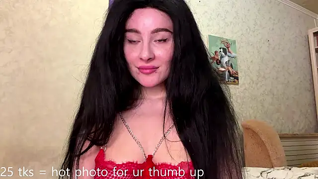 ToriHellberg online show from 03/04/26, 08:53