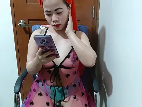 Snapshot of Petite_Jeramae22 chatting on 08/03/26, 02:32 Petite Jeramae22 online show from 08/03/26, 02:32