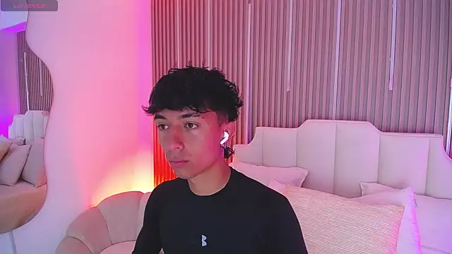 Aiden Rivers  online show from 03/26/26, 12:44