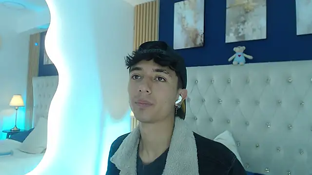 Aiden Rivers  online show from 04/01/26, 01:41