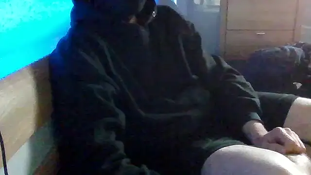 Blackklu online show from 03/29/26, 03:45