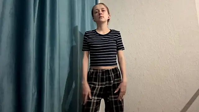 StaticBliss online show from 02/25/26, 01:26