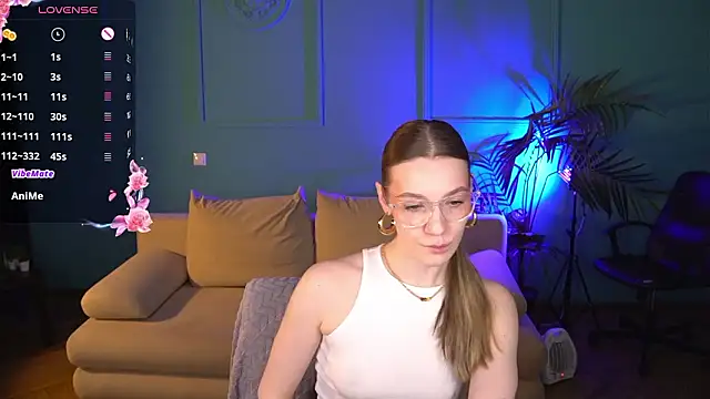 Vanessa  Lui online show from 03/08/26, 03:05