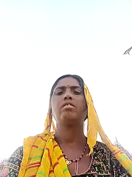 Hot re83 online show from 03/04/26, 10:54