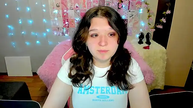 Snapshot of Kate_Acid chatting on 07/21/26, 12:02 Kate Acid online show from 07/21/26, 12:02