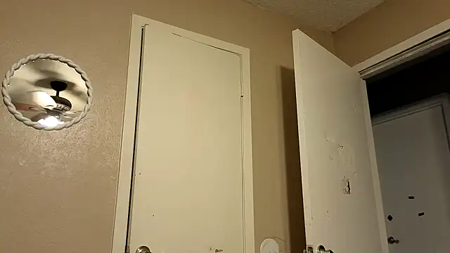 MissBella0969 online show from 04/22/26, 02:18