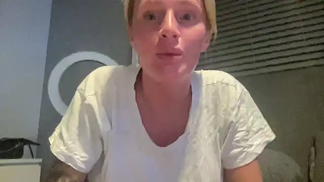 jadey19x online show from 06/22/26, 10:18