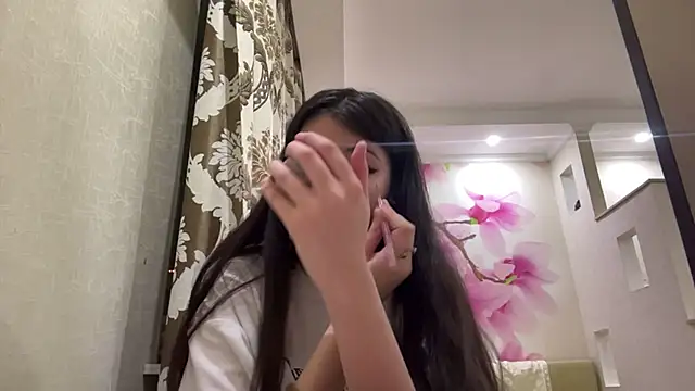 MaeRaads online show from 03/02/26, 06:48