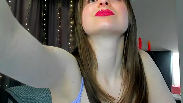 megann fox2 online show from 04/16/26, 02:40