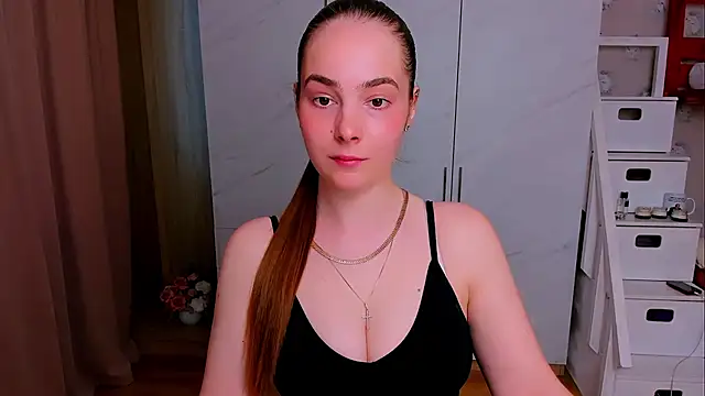 Maddy Wood  online show from 04/27/26, 10:13