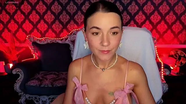 GracefulMichelle online show from 04/01/26, 07:00