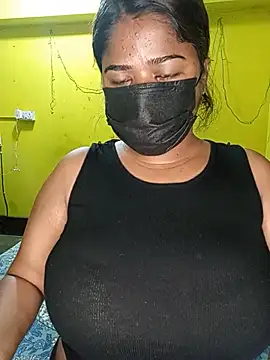 Snapshot of NISHHAA chatting on 07/07/26, 08:24 NISHHAA online show from 07/07/26, 08:24