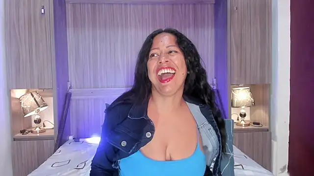 AllieBennet online show from 04/13/26, 07:41