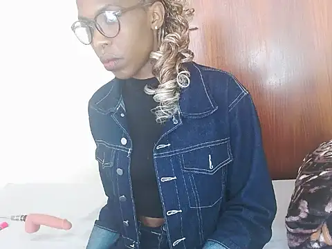 ChocoSlenderXXX online show from 03/12/26, 09:37