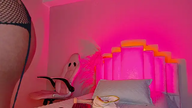 Sheinny brown1 online show from 02/23/26, 10:07