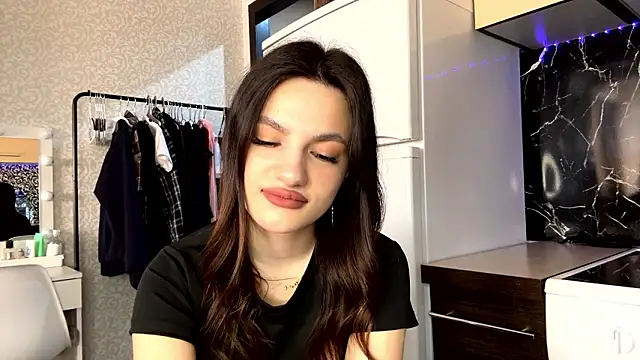 Kosandra k online show from 03/30/26, 07:53