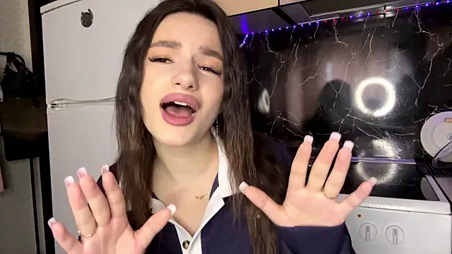 Kosandra k online show from 04/10/26, 10:42