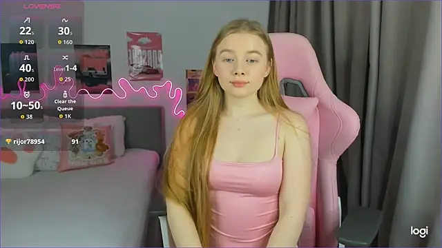 EvaRaee online show from 02/19/26, 03:57