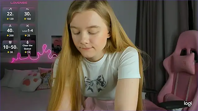 EvaRaee online show from 02/21/26, 03:18