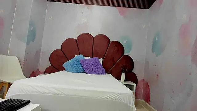 hillary bigbutt online show from 03/15/26, 03:45